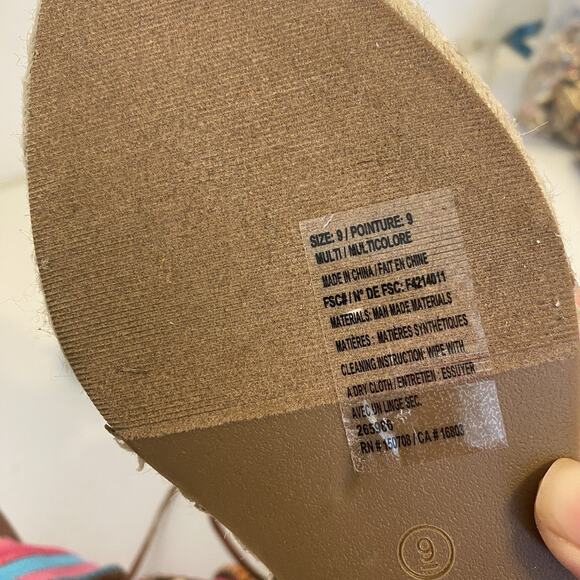 Y2K 2000s Mark Wedges Women 9 Boho Colorful 6.75” Heels Ankle Strap Rhinestone - Picture 6 of 9